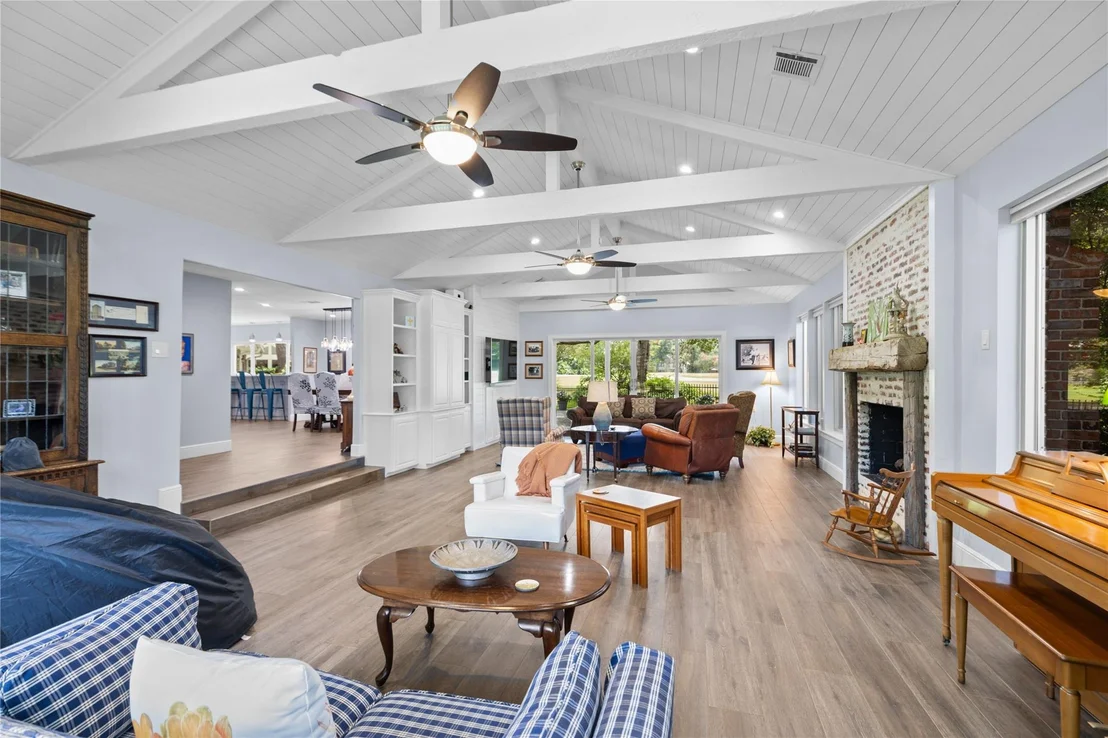 Photo of 5911 Masters Drive