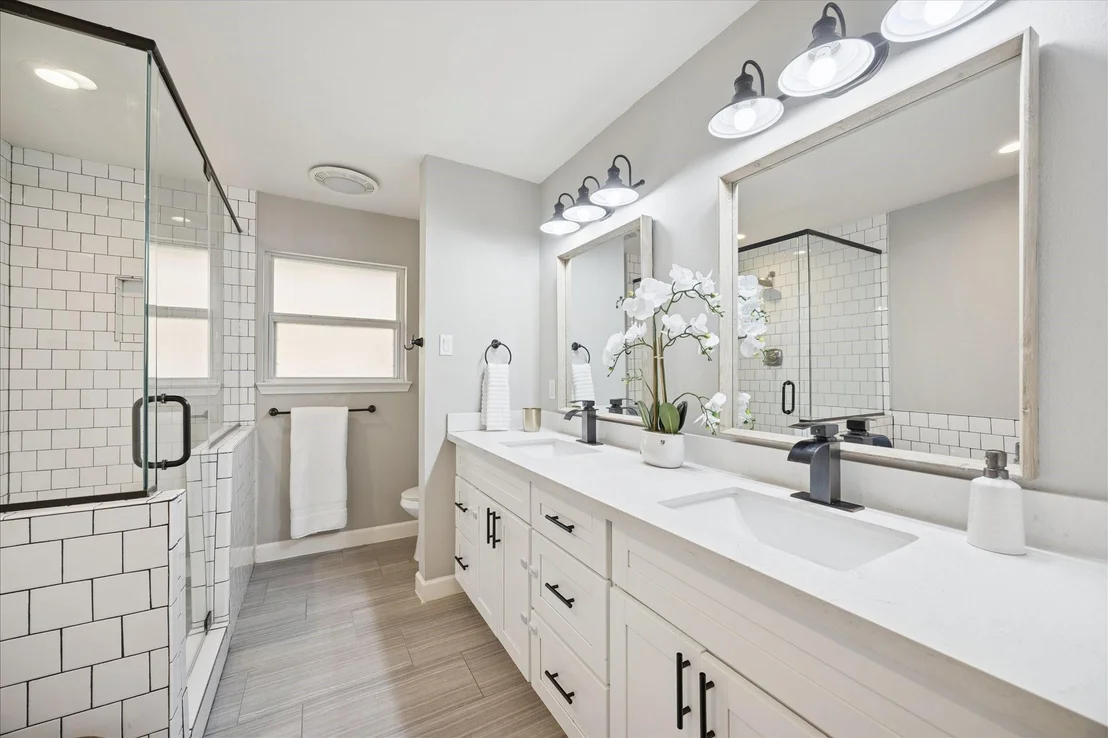 Photo of 14114 River Forest Drive