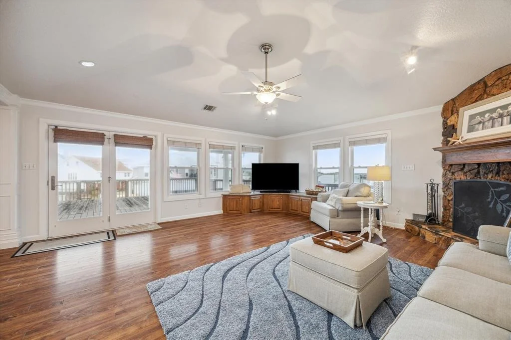 Photo of 1735 Diamond Head Drive