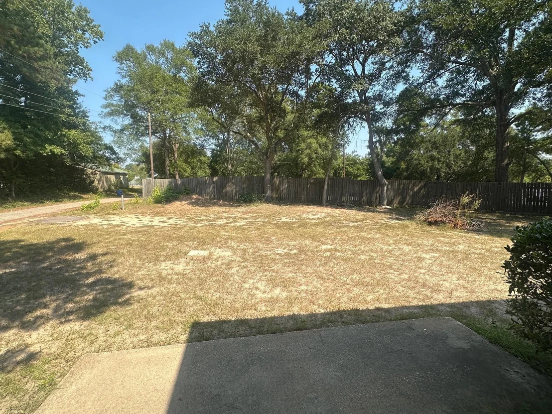 Photo of 142 Rowe Lane