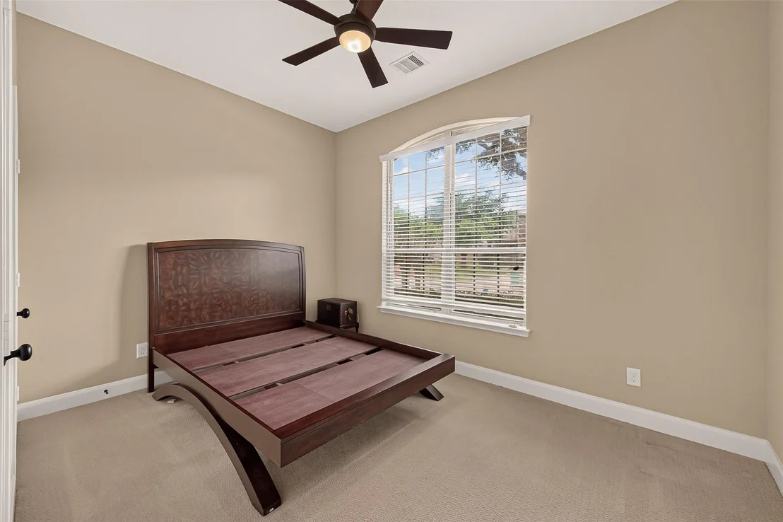 Photo of 6015 Baileys Run Lane