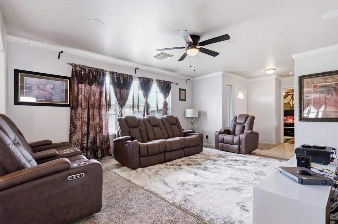 Photo of 718 Sun Lodge Drive