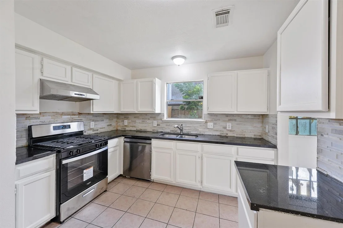 Photo of 11702 Evesborough Drive