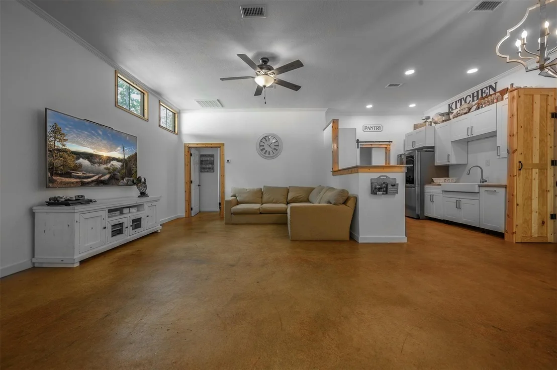 Photo of 240 Private Road 5515