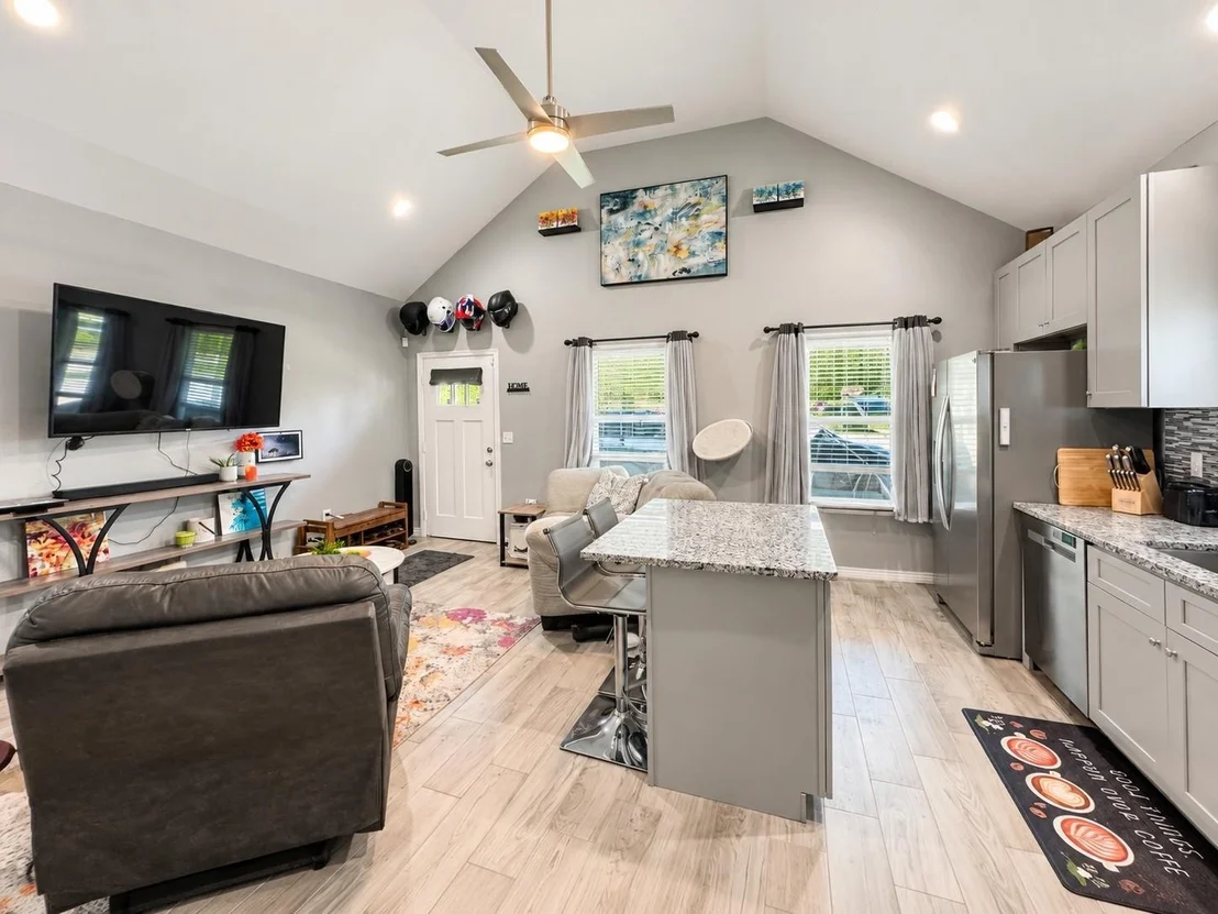Photo of 16434 Eastchase