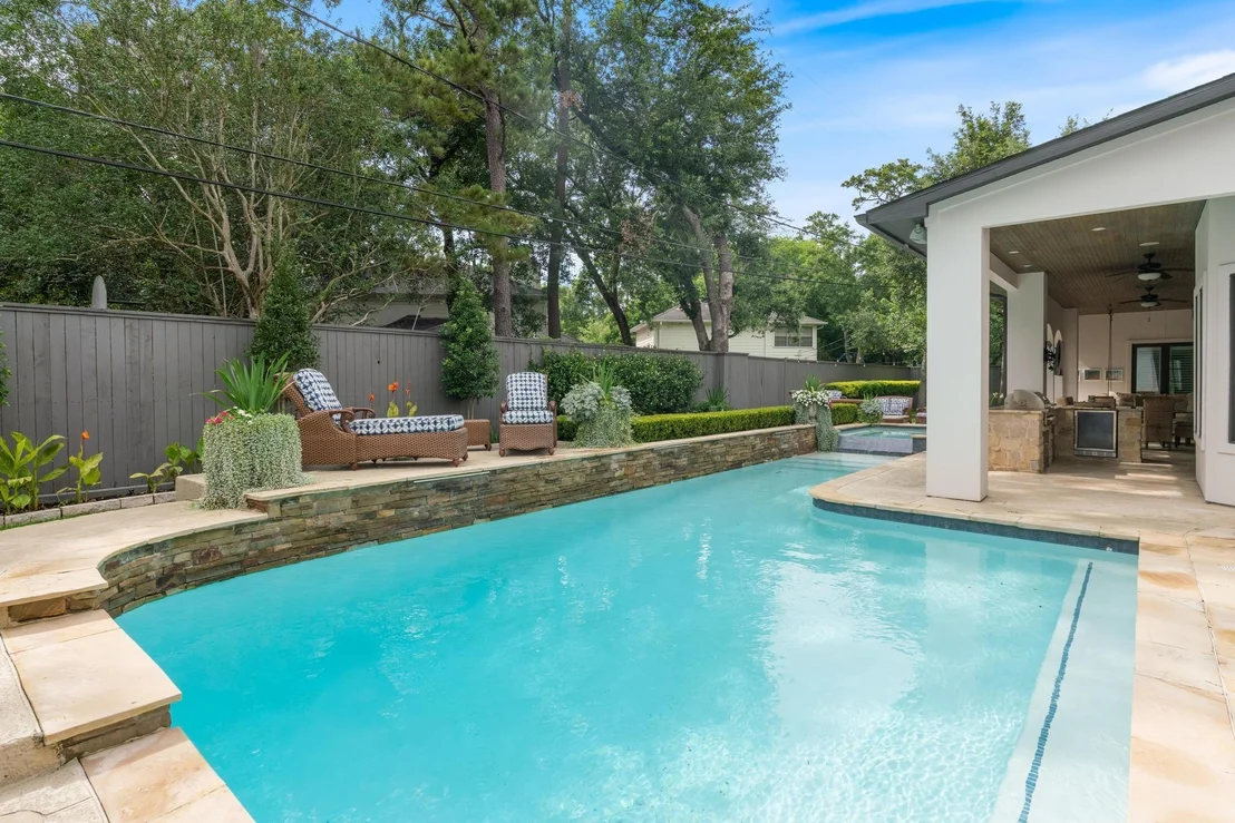Photo of 21 Carolane Trail
