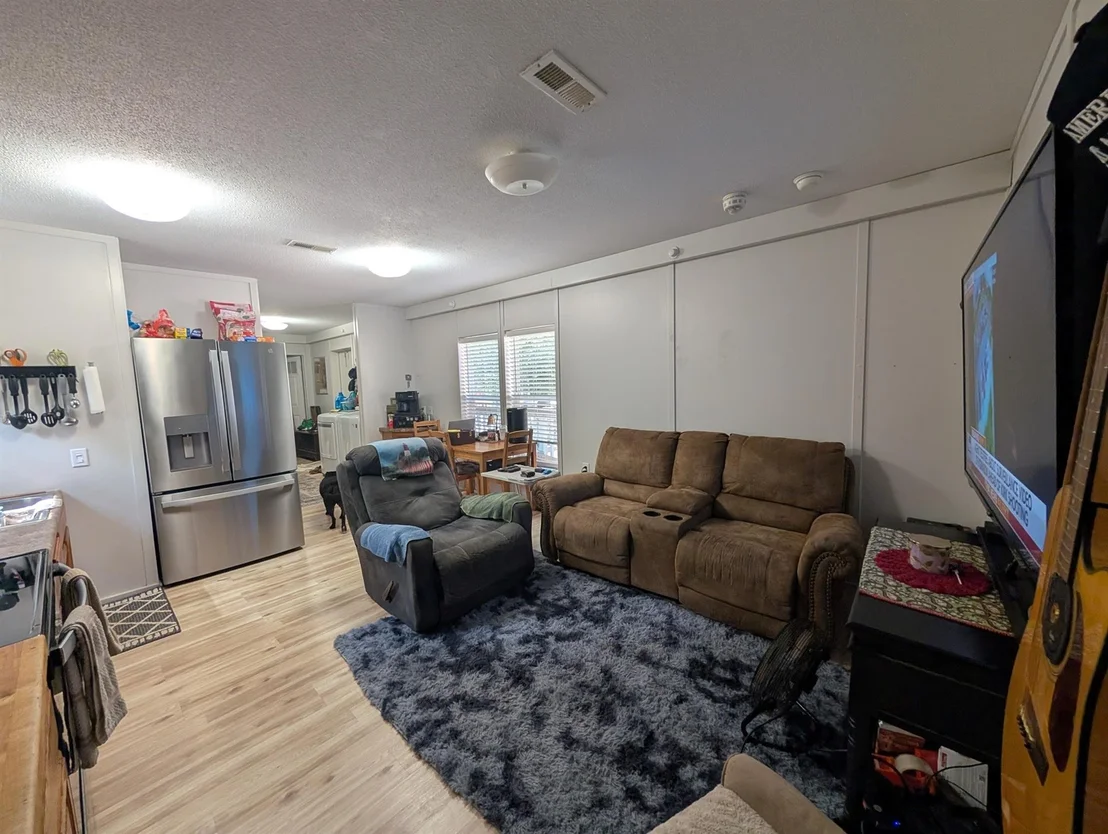Photo of 1274 Cardinal Lane