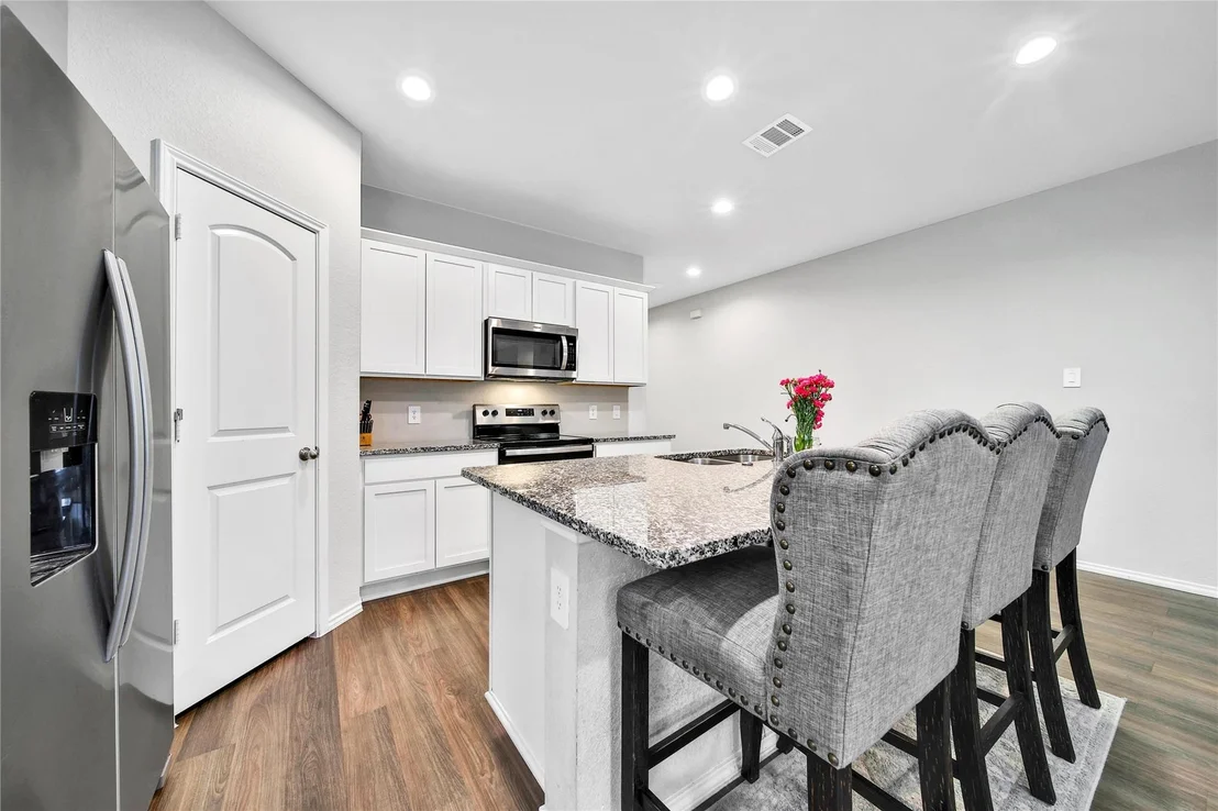 Photo of 2818 Roman Forest Boulevard