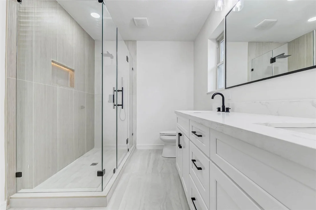 Photo of 9923 Emnora Lane