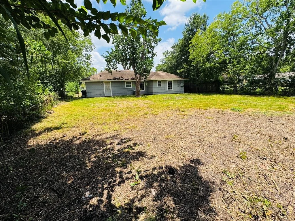 Photo of 5962 Van Fleet Street