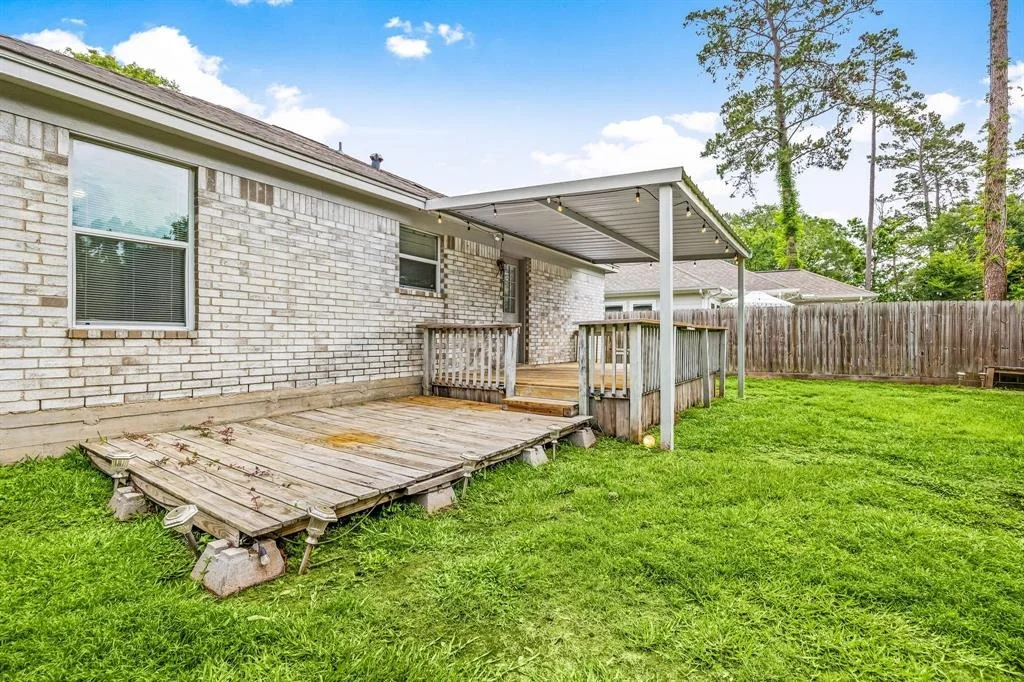 Photo of 523 Pinewood Drive