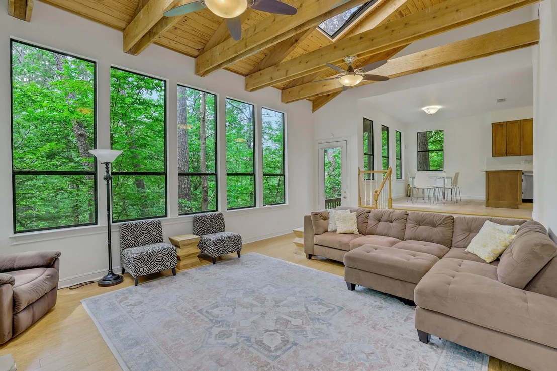 Photo of 701 Lakeview Estates Drive