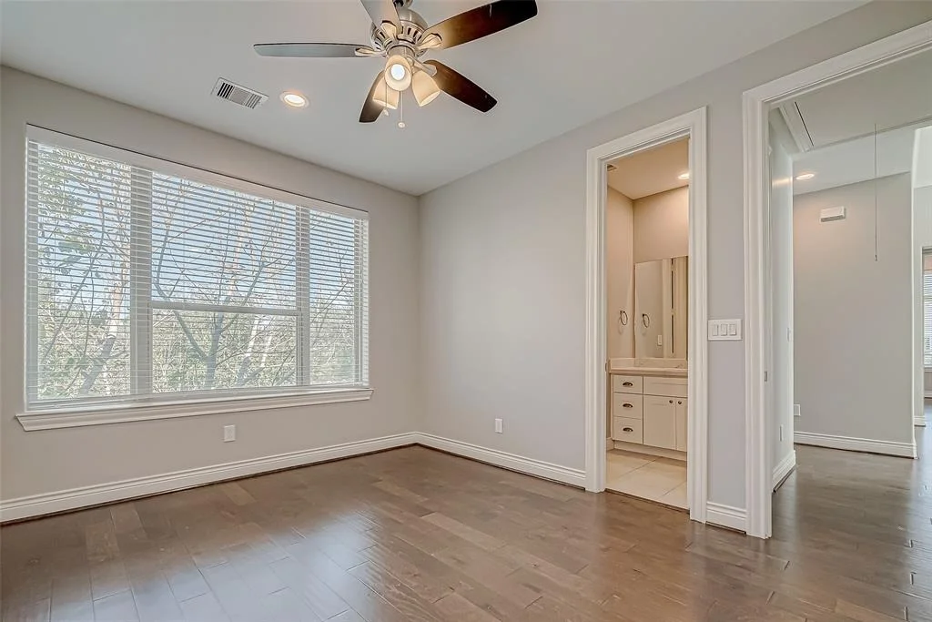 Photo of 8902 Spring Knoll Forest Drive