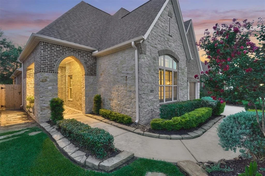 Photo of 8881 Van Allen Drive