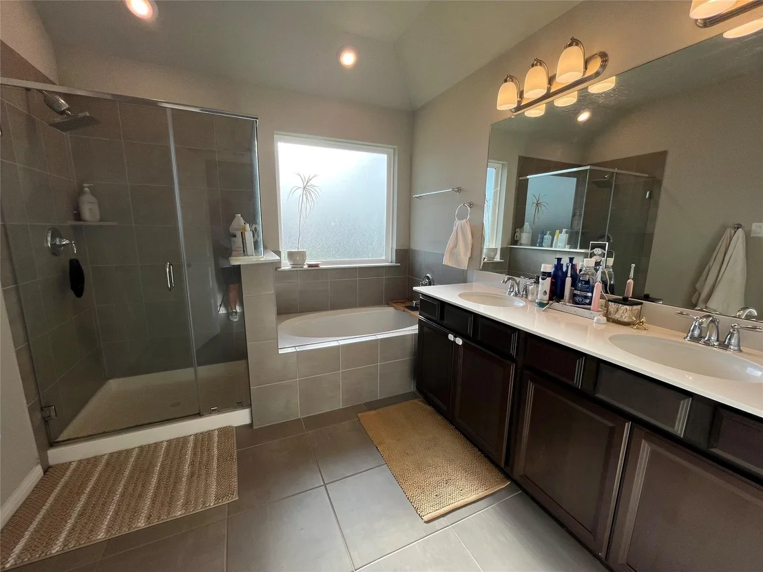 Photo of 2222 Royal Ann Way