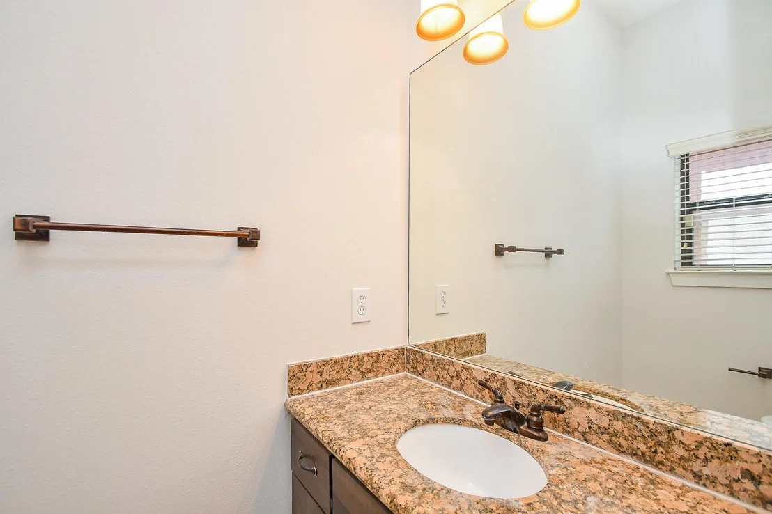 Photo of Unit A at 2422 Navigation Boulevard