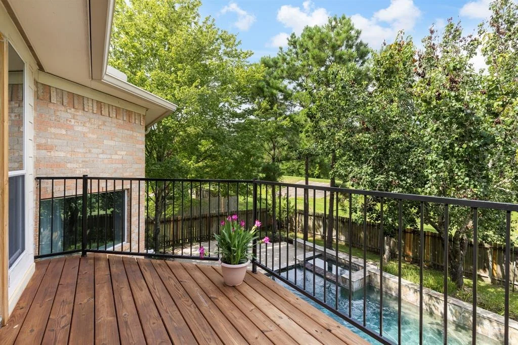 Photo of 174 N Hazelcrest Circle