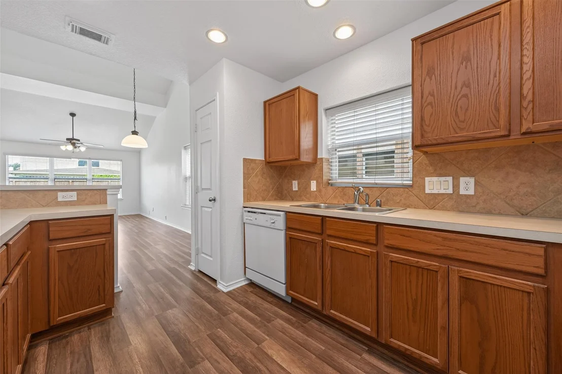 Photo of 2219 Mountain Ranch Dr