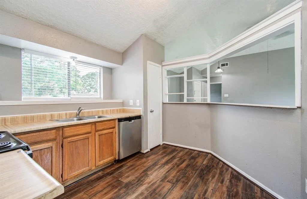 Photo of 906 Dixie Drive