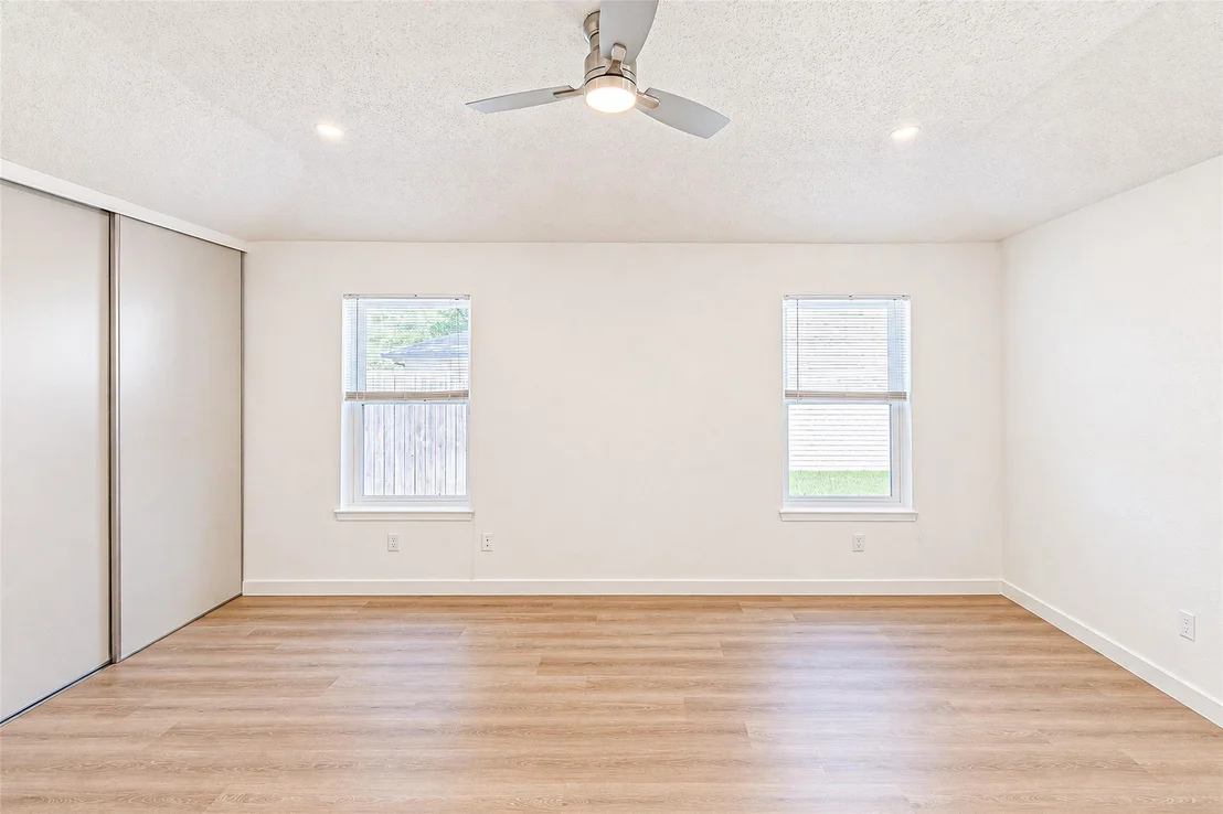 Photo of 18015 Brooknoll Drive