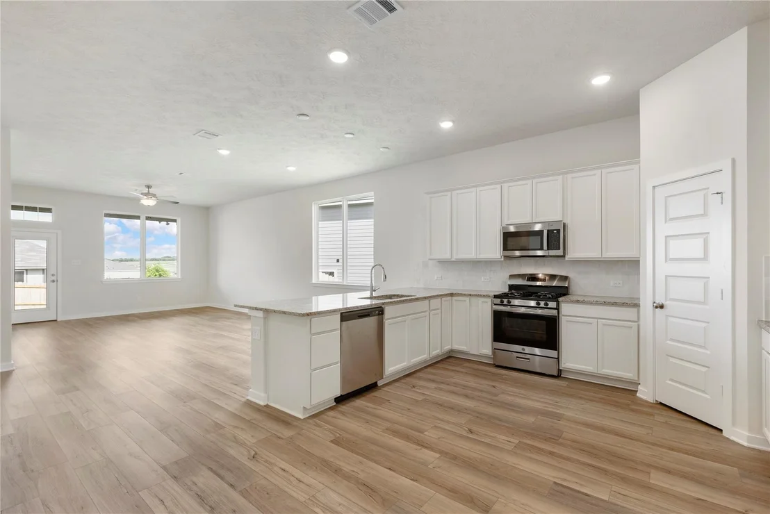 Photo of 1453 Lake Ridge Drive