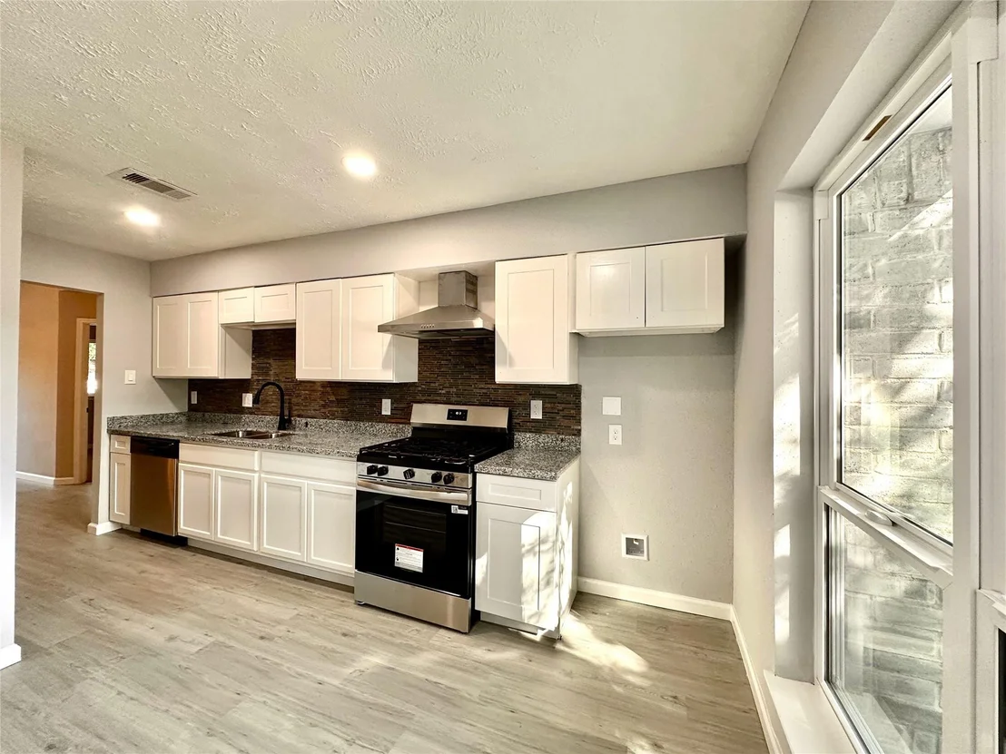 Photo of 11703 Cliveden Drive