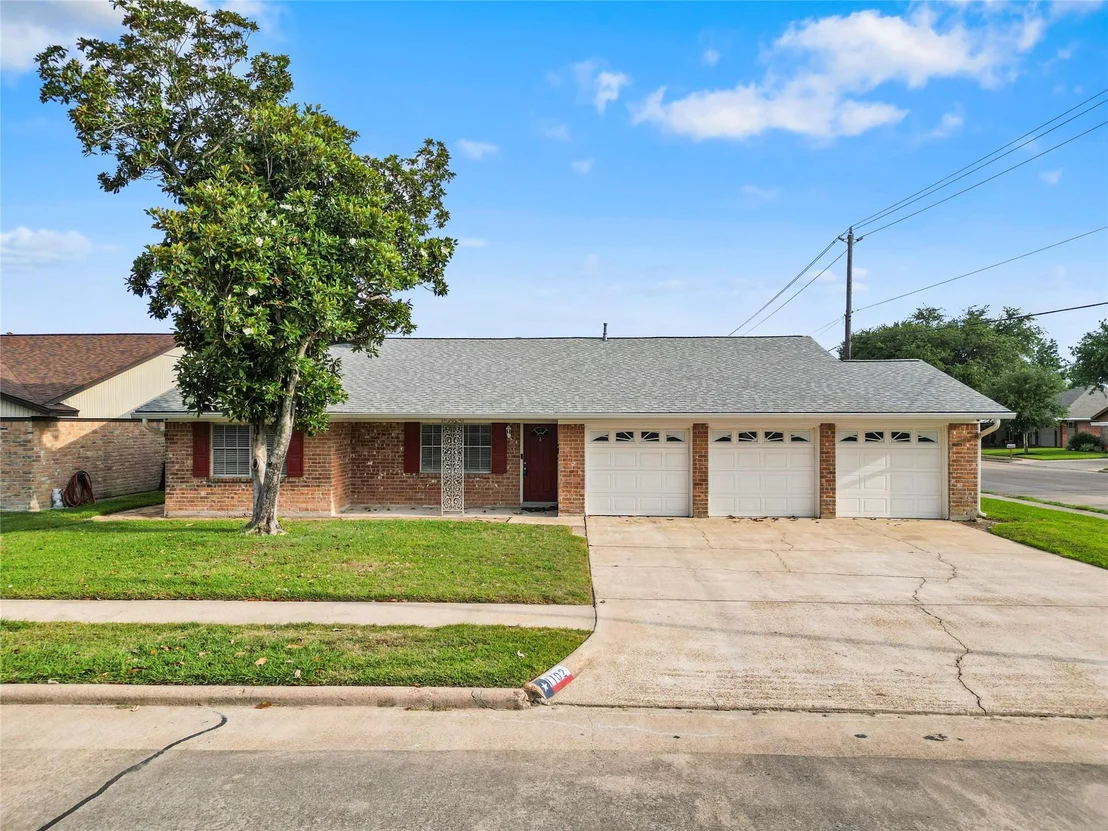 Photo of 1102 Brenda Drive