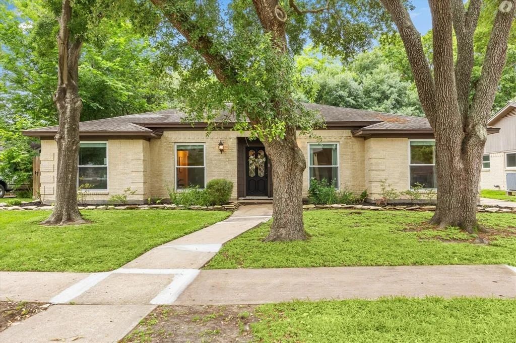 Photo of 3711 Montvale Drive