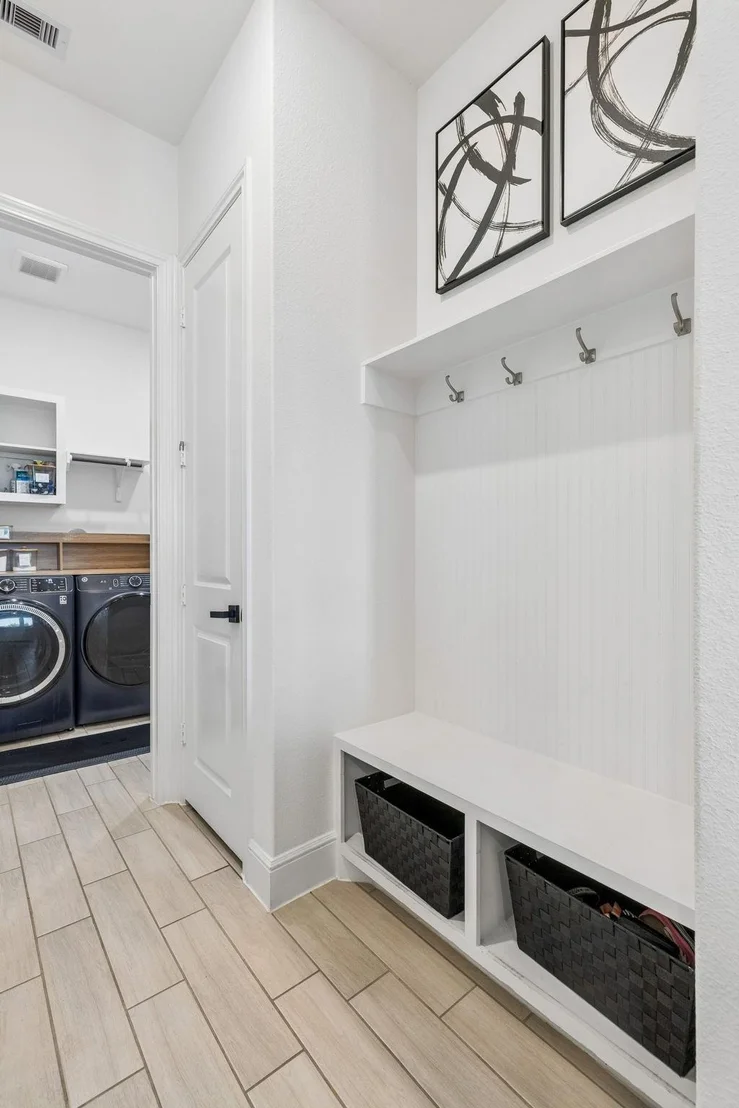 Photo of 6903 Shoreline View Drive