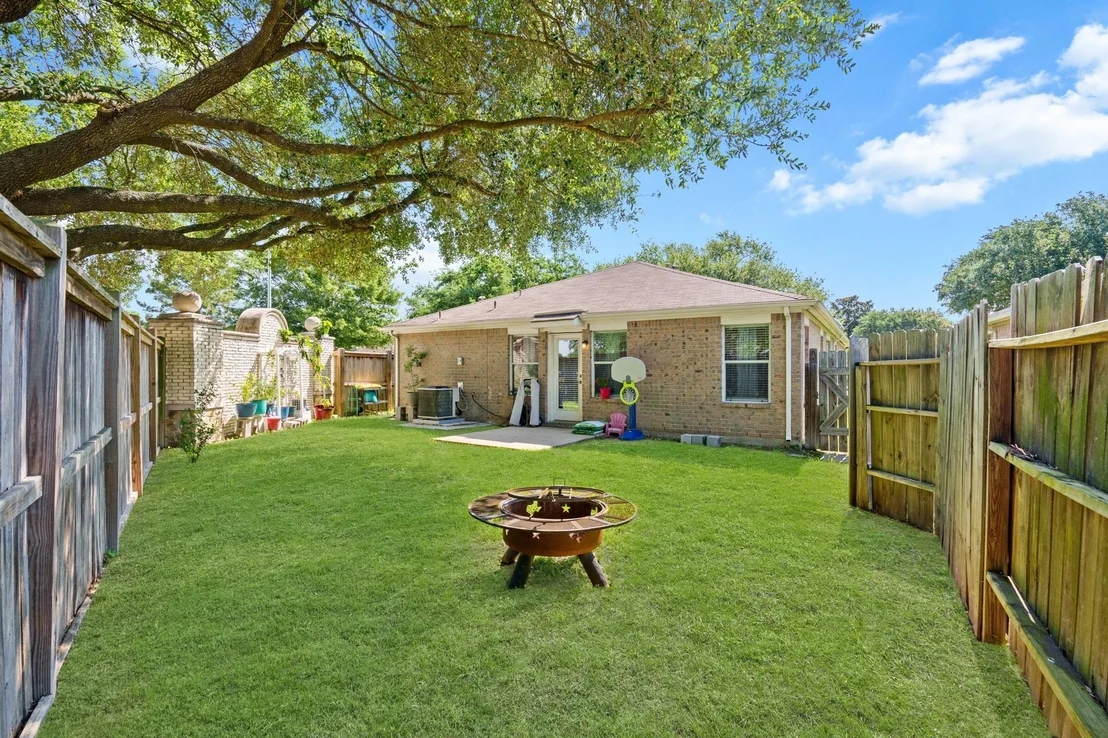 Photo of 4823 Sable Field Lane