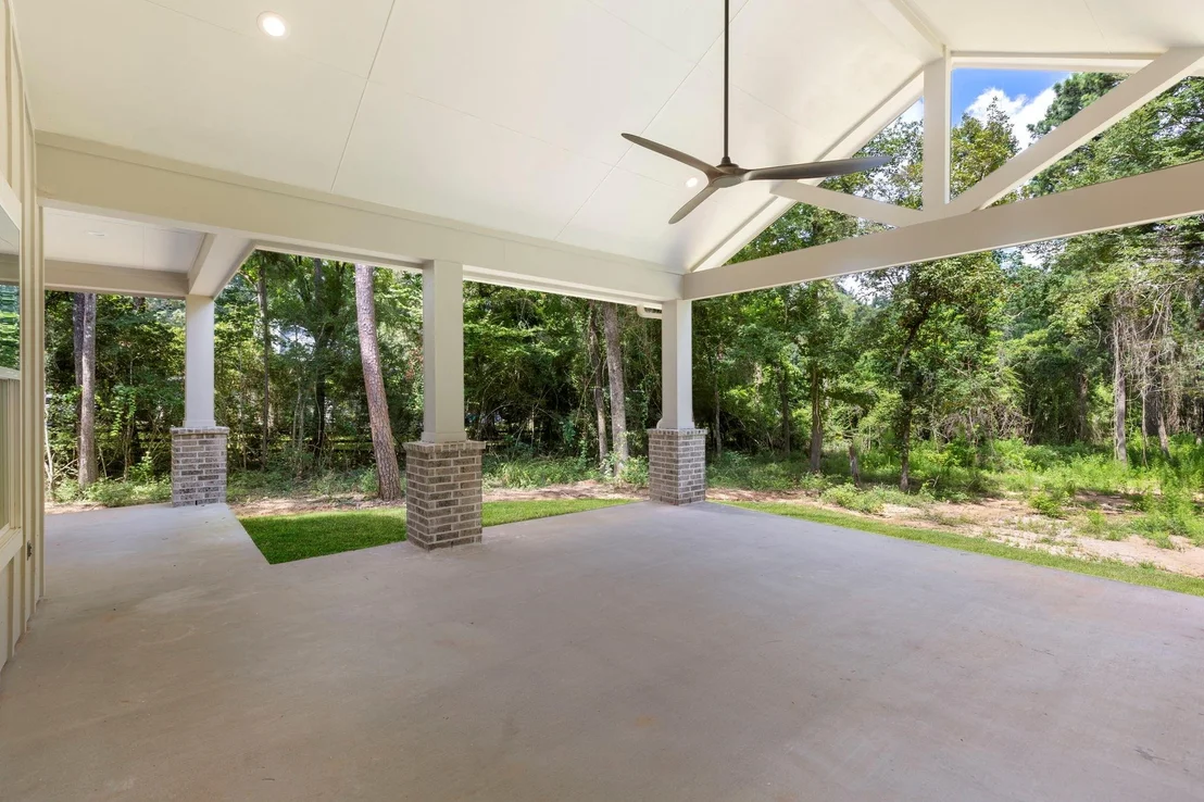 Photo of 40715 Pipestone Road