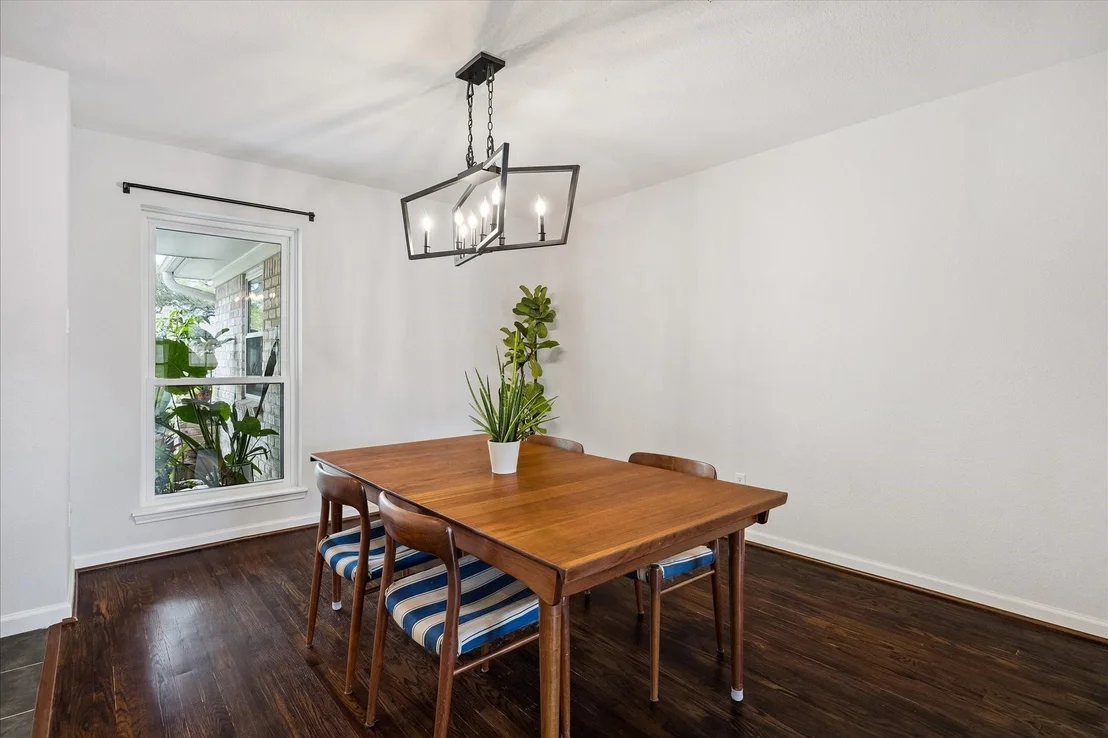 Photo of 9707 Lawngate Drive