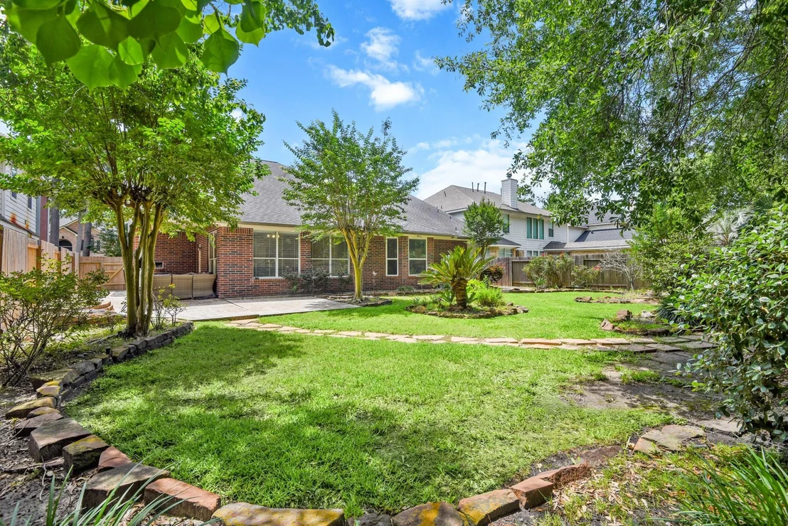 Photo of 5111 Maple Hill Trail