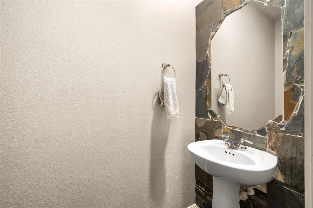 Photo of 9422 Cimarroncito Lane