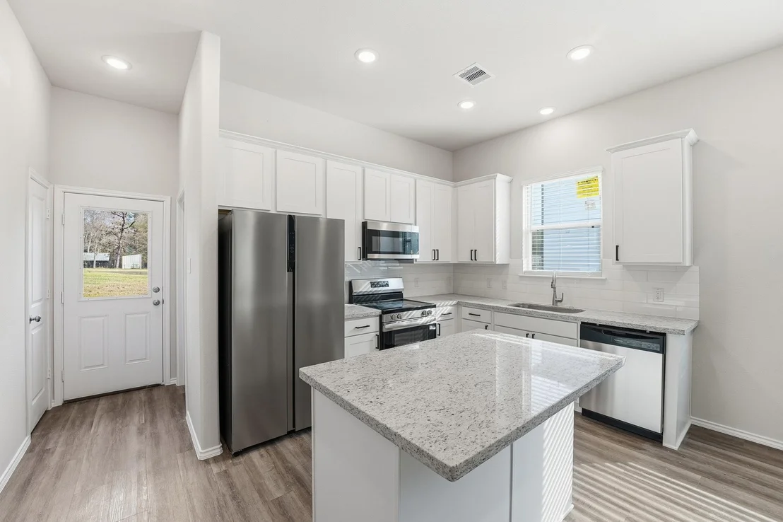 Photo of 15618 Sycamore Drive