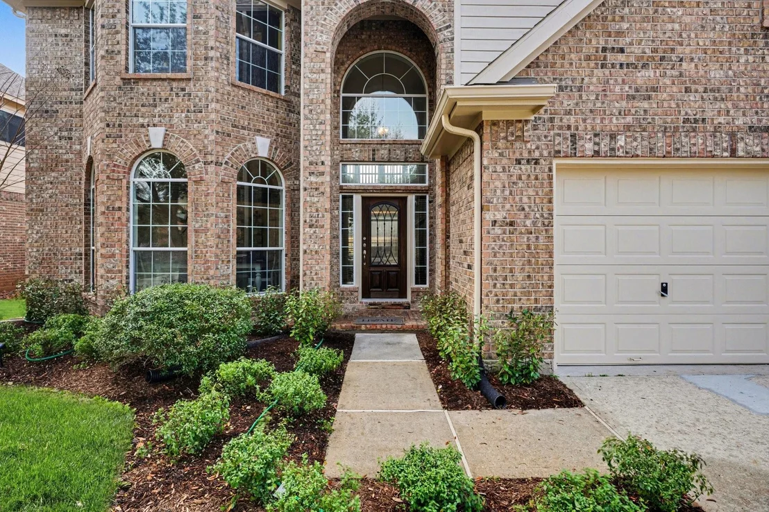 Photo of 806 Dawn Ridge Way