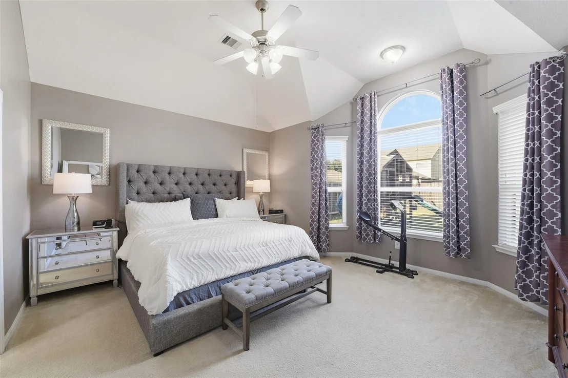 Photo of 15402 Hazen Point Drive