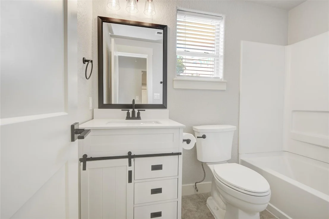 Photo of 214 2nd Street