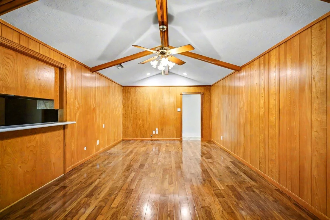 Photo of 9213 Hammerly Boulevard