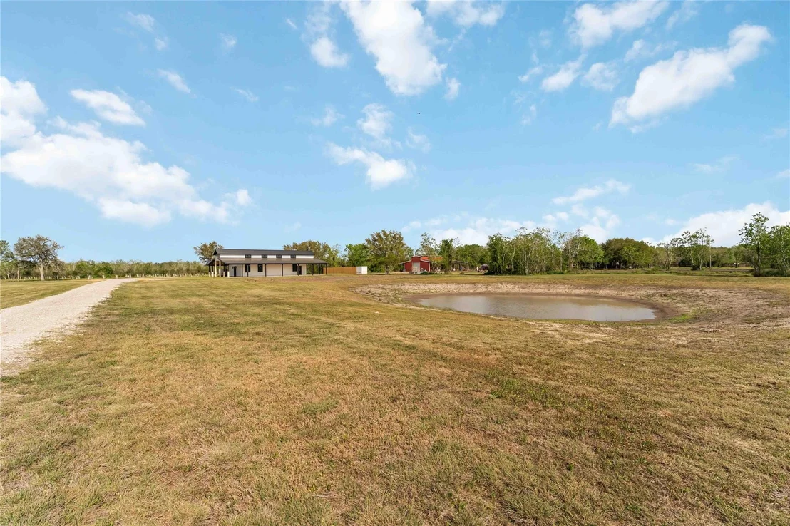 Photo of 4864 County Road 182 Off