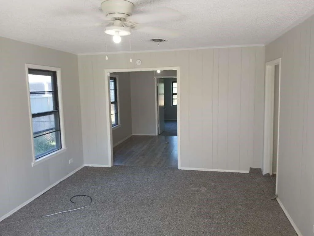 Photo of 2302 Oaklawn Drive