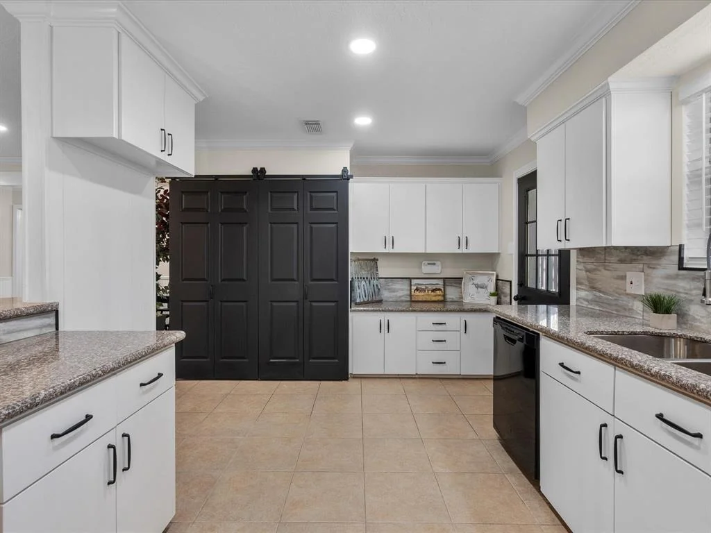 Photo of 5018 Wickwillow Lane