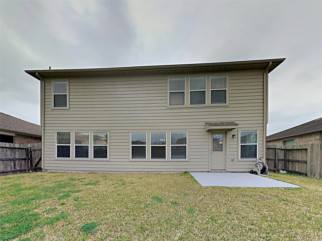 Photo of 1002 Honeysuckle Vine Drive