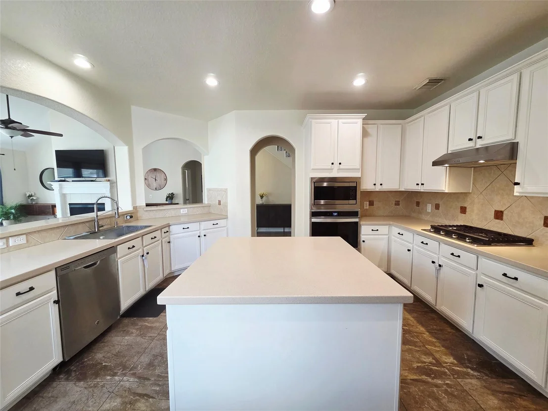 Photo of 6010 Foxland Court