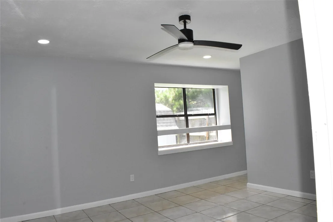 Photo of 1347 Somercotes Lane