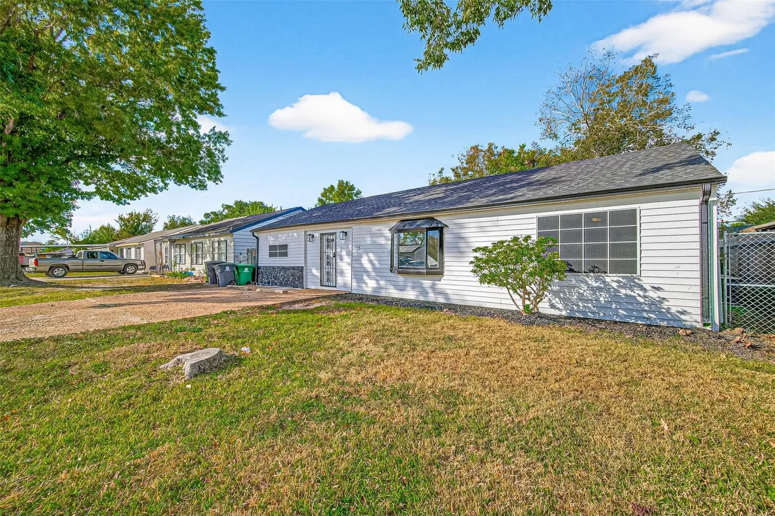 Photo of 4729 Paradise Lane