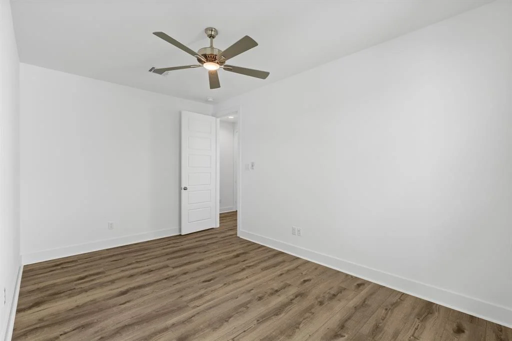 Photo of 5615 Savyon Drive