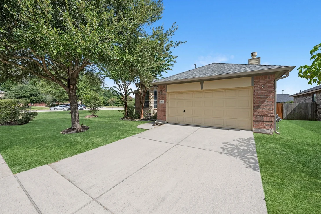 Photo of 1922 Vale Haven Drive