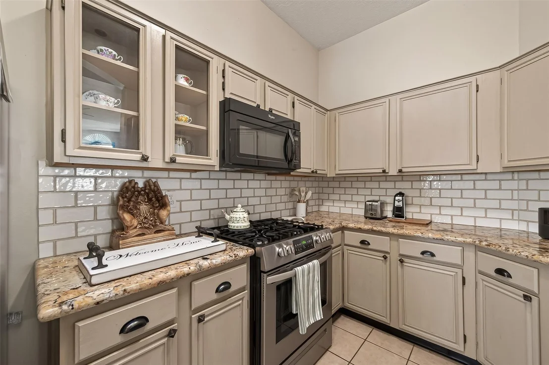 Photo of 12606 Millvan Drive