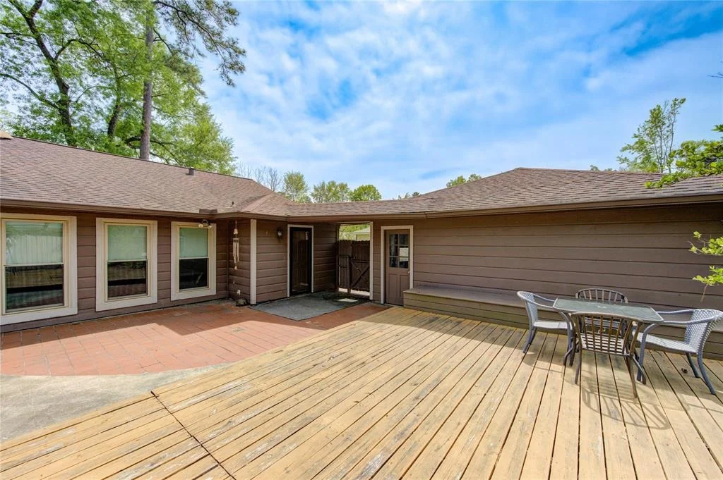 Photo of 26003 Woodglen Drive